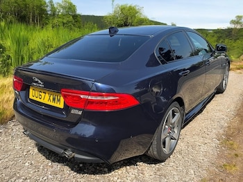 Used Jaguar XE 2017 for sale - 75017117: Photo