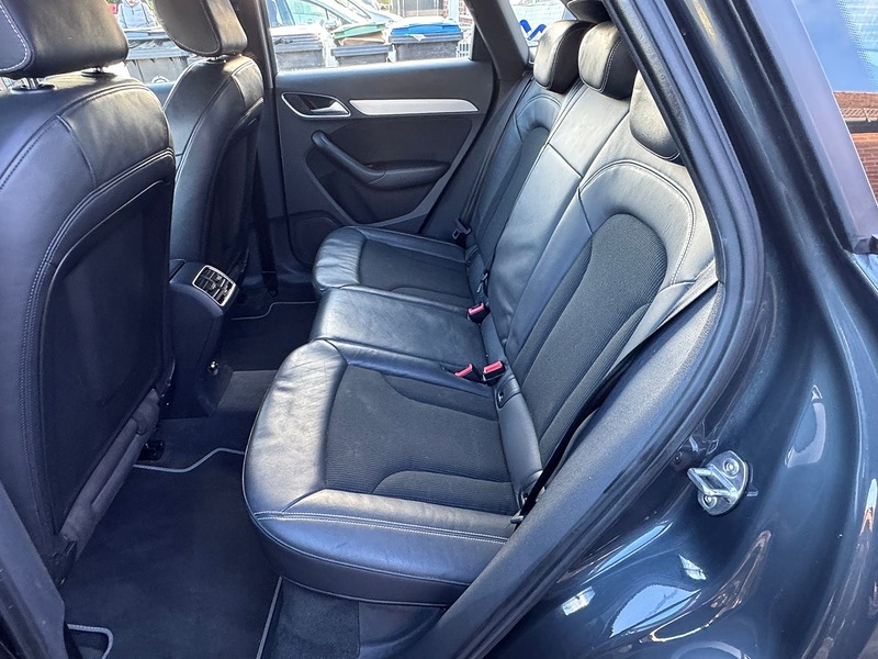 Used Audi Q3 2018 for sale - 77233482: Photo 12