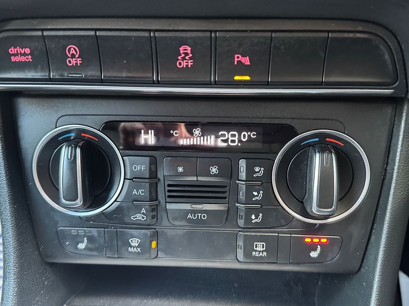 Used Audi Q3 2018 for sale - 77233482: Photo 33