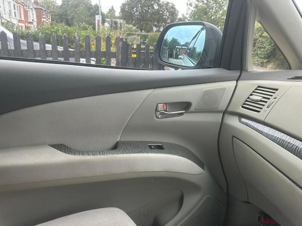Used Toyota Estima 2021 for sale - 74733624: Photo 51