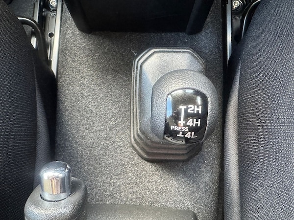 Used Suzuki Jimny for sale - 75793391: Photo 40