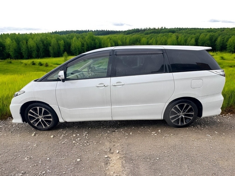 Used Toyota Estima 2015 for sale - 76946762: Photo 12