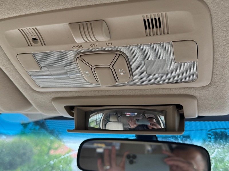 Used Toyota Estima 2015 for sale - 76946762: Photo 16