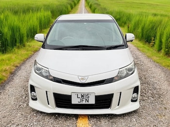 Used Toyota Estima 2015 for sale - 76946762: Photo