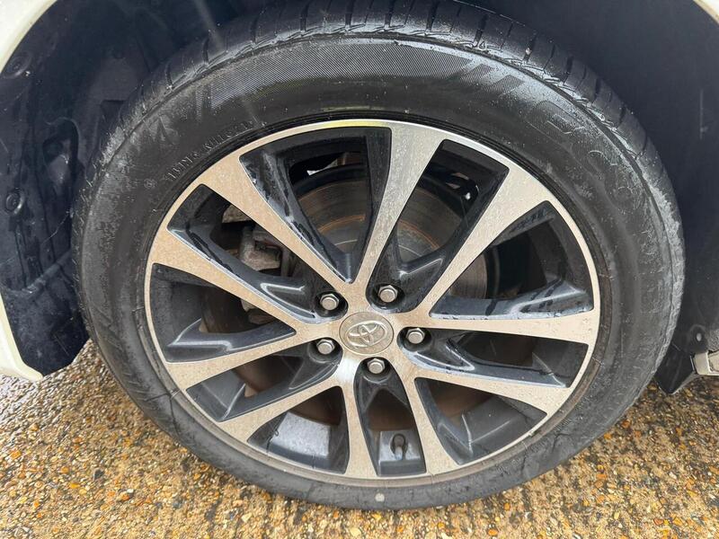 Used Toyota Estima 2015 for sale - 76946762: Photo 40