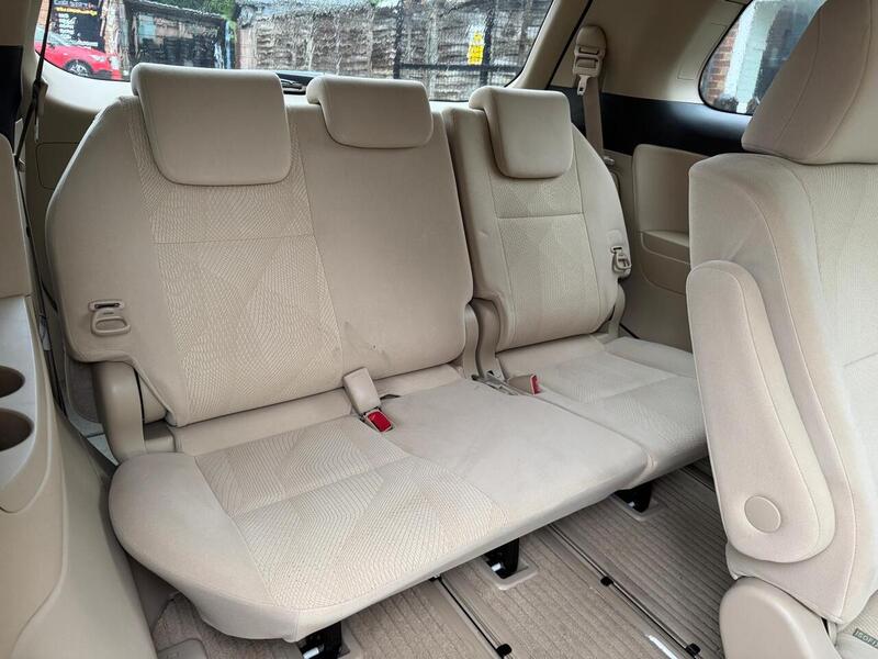 Used Toyota Estima 2015 for sale - 76946762: Photo 6