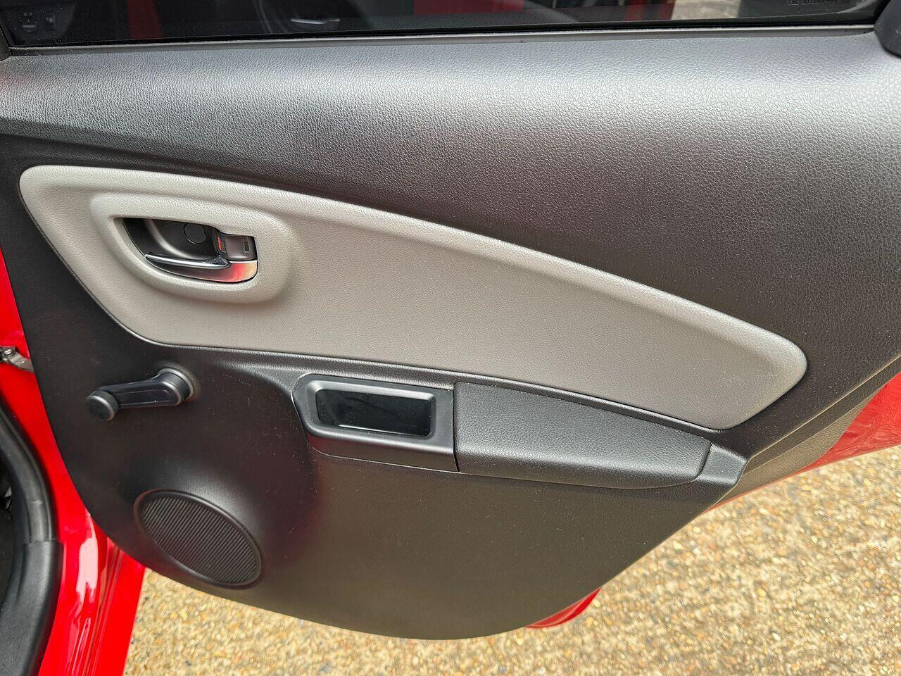 Used Toyota Yaris 2019 for sale - 78091036: Photo 42