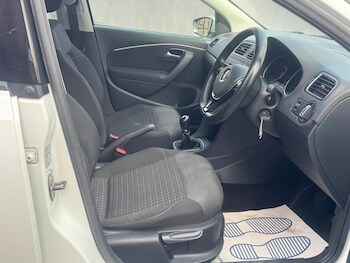 Used Volkswagen Polo 2017 for sale - 78275717: Photo