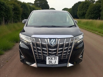 Used Toyota Alphard 2021 for sale - 76502850: Photo