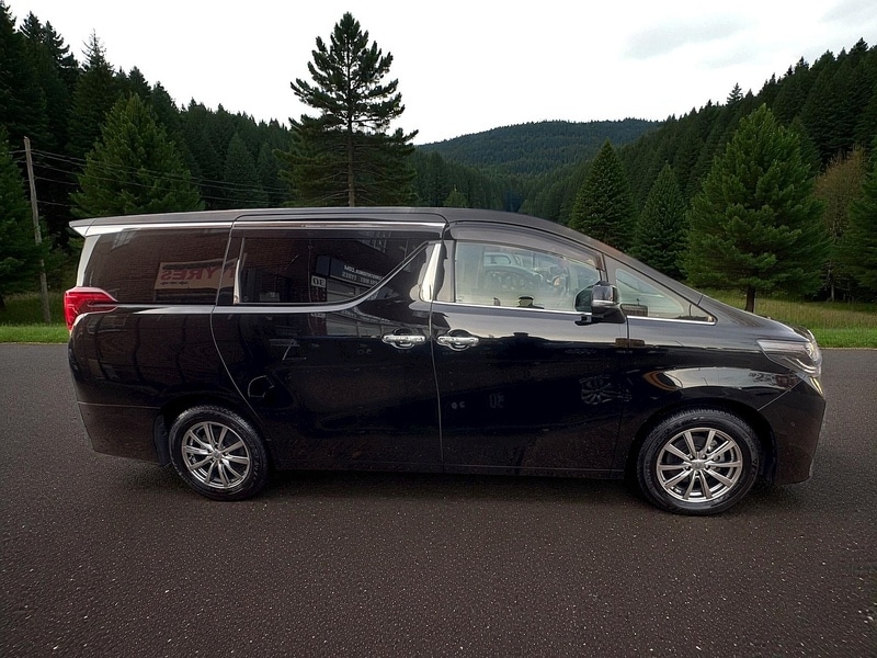 Used Toyota Alphard 2025 for sale - 76502850: Photo 33