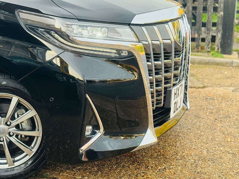 Used Toyota Alphard 2025 for sale - 76502850: Photo 53