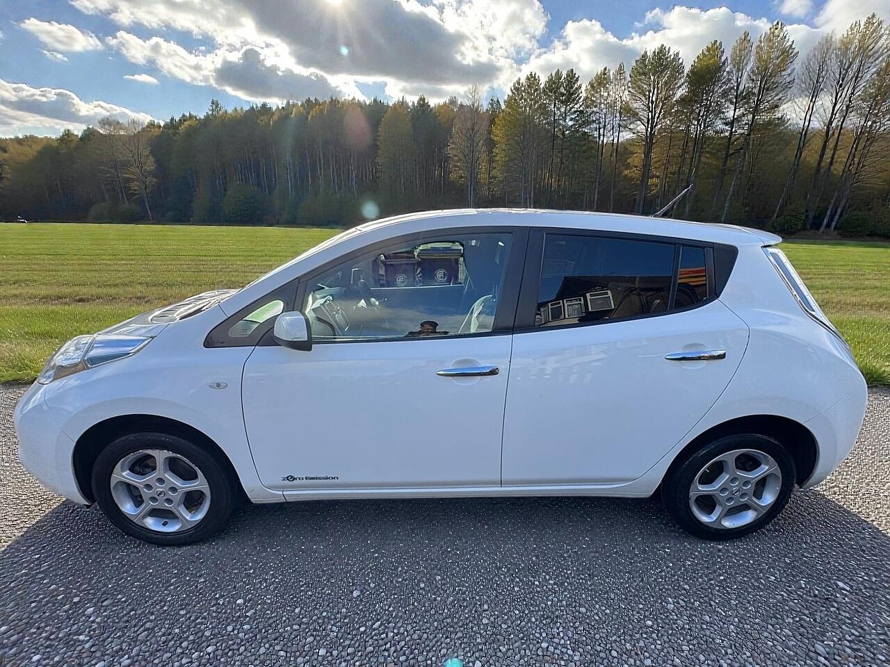 Used Nissan Leaf 2015 for sale - 78091040: Photo 14