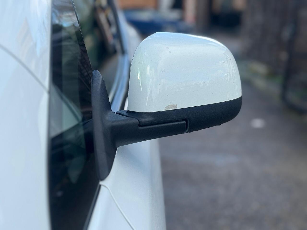 Used Nissan Leaf 2015 for sale - 78091040: Photo 31