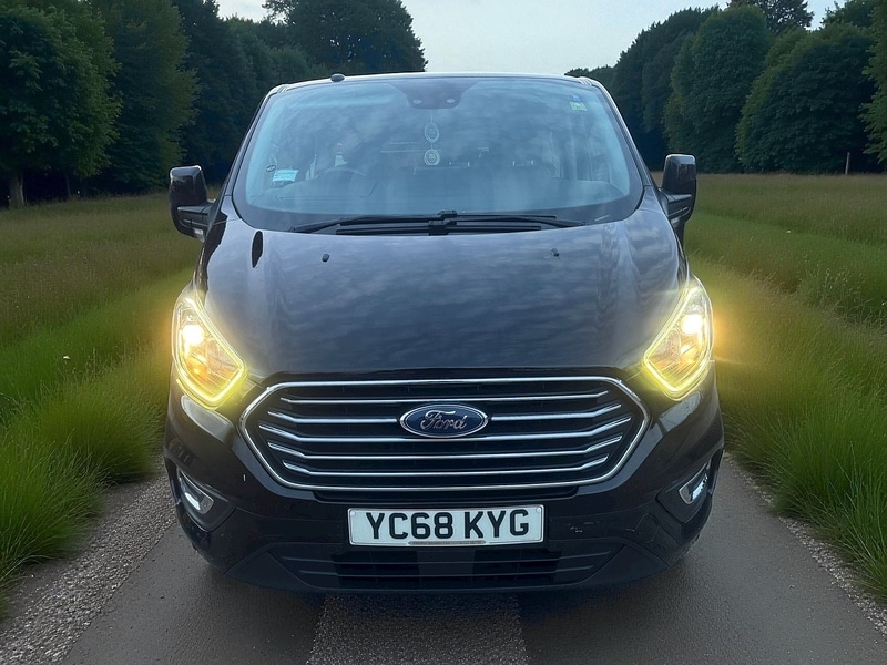 Used Ford Tourneo Custom 2018 for sale - 76476298: Photo 2