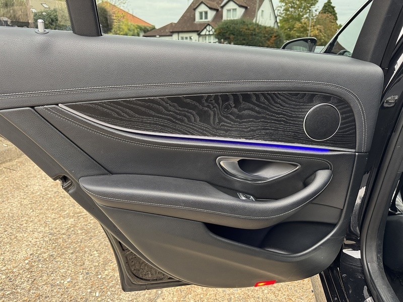 Used Mercedes-Benz E Class 2018 for sale - 76320107: Photo 26