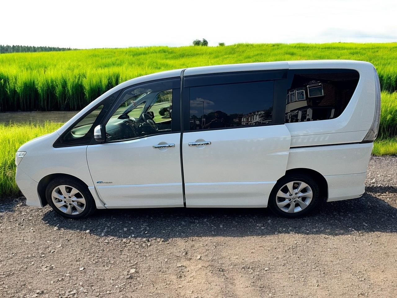 Used Nissan Serena 2023 for sale - 78091037: Photo 16