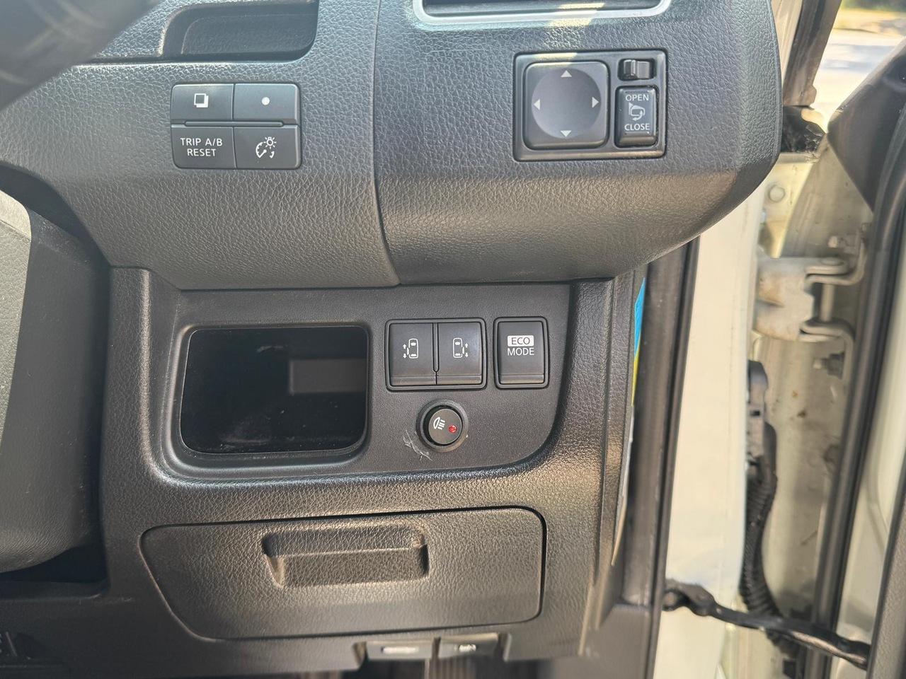 Used Nissan Serena 2023 for sale - 78091037: Photo 29