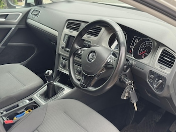 Used Volkswagen Golf 2015 for sale - 78728712: Photo