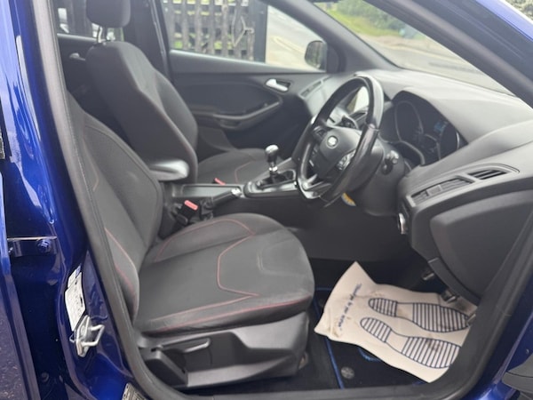 Used Ford Focus 2017 for sale - 74587741: Photo 4