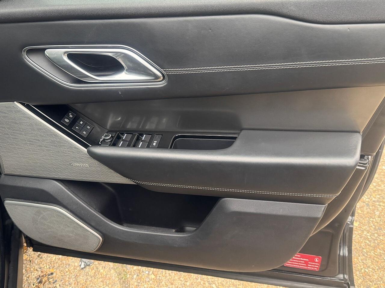 Used Land Rover Range Rover Velar 2019 for sale - 78091043: Photo 48