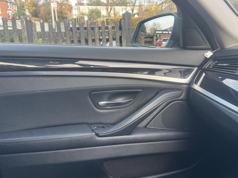 Used BMW 5 Series 2015 for sale - 76858630: Photo 36