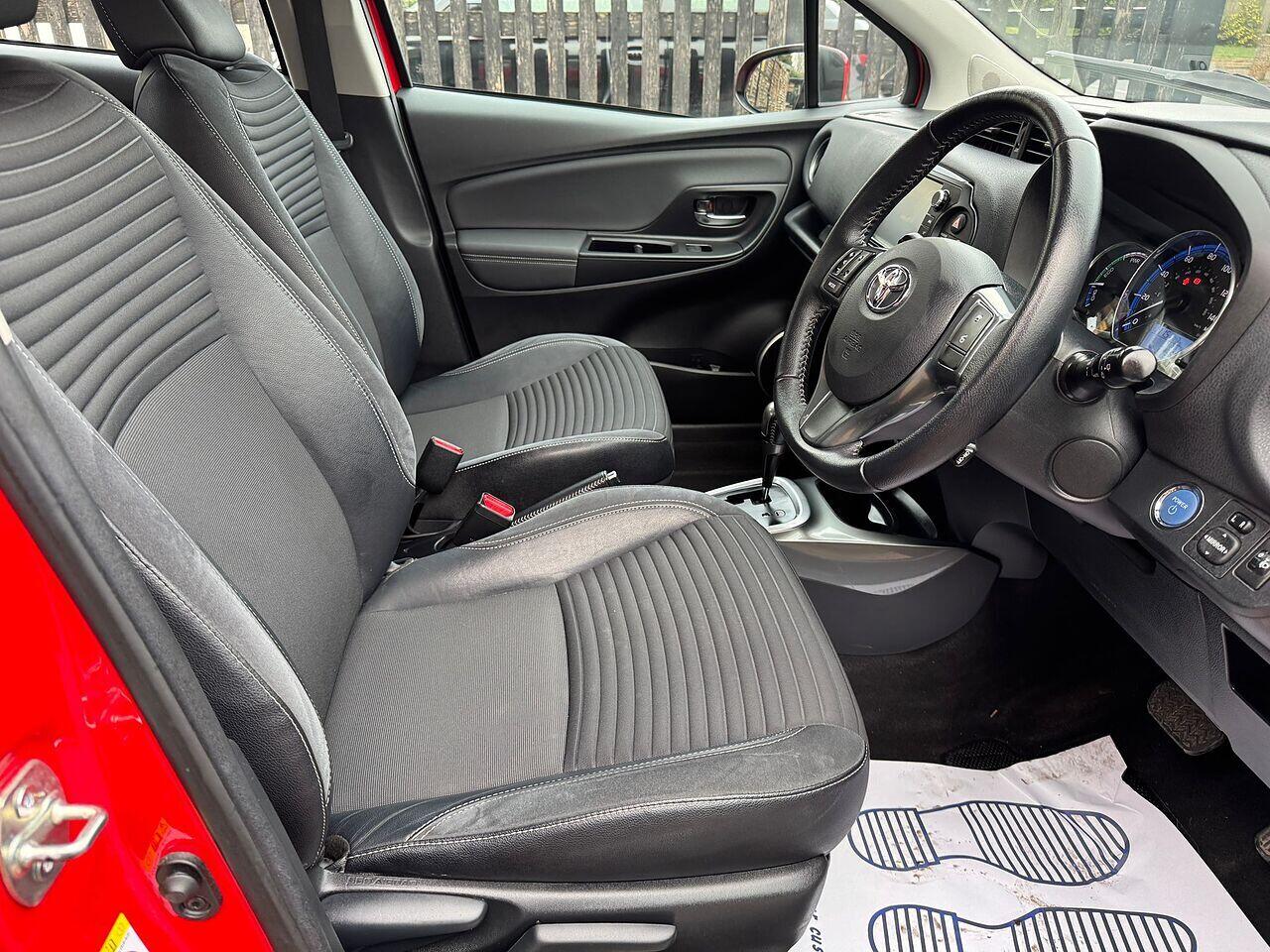 Used Toyota Yaris 2016 for sale - 78091025: Photo 4