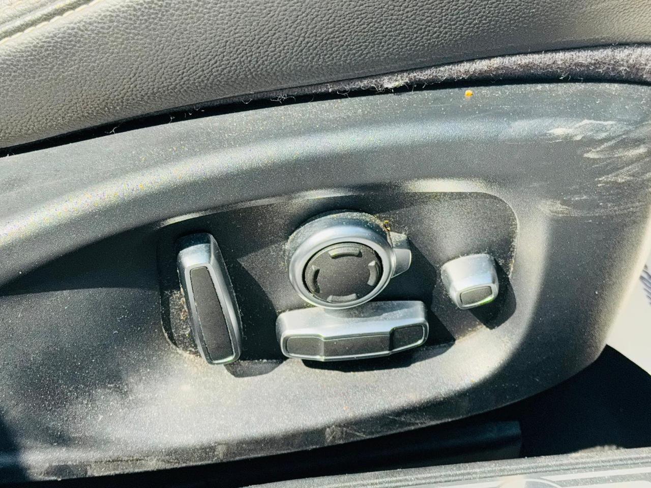 Used Jaguar XE 2017 for sale - 78091032: Photo 27