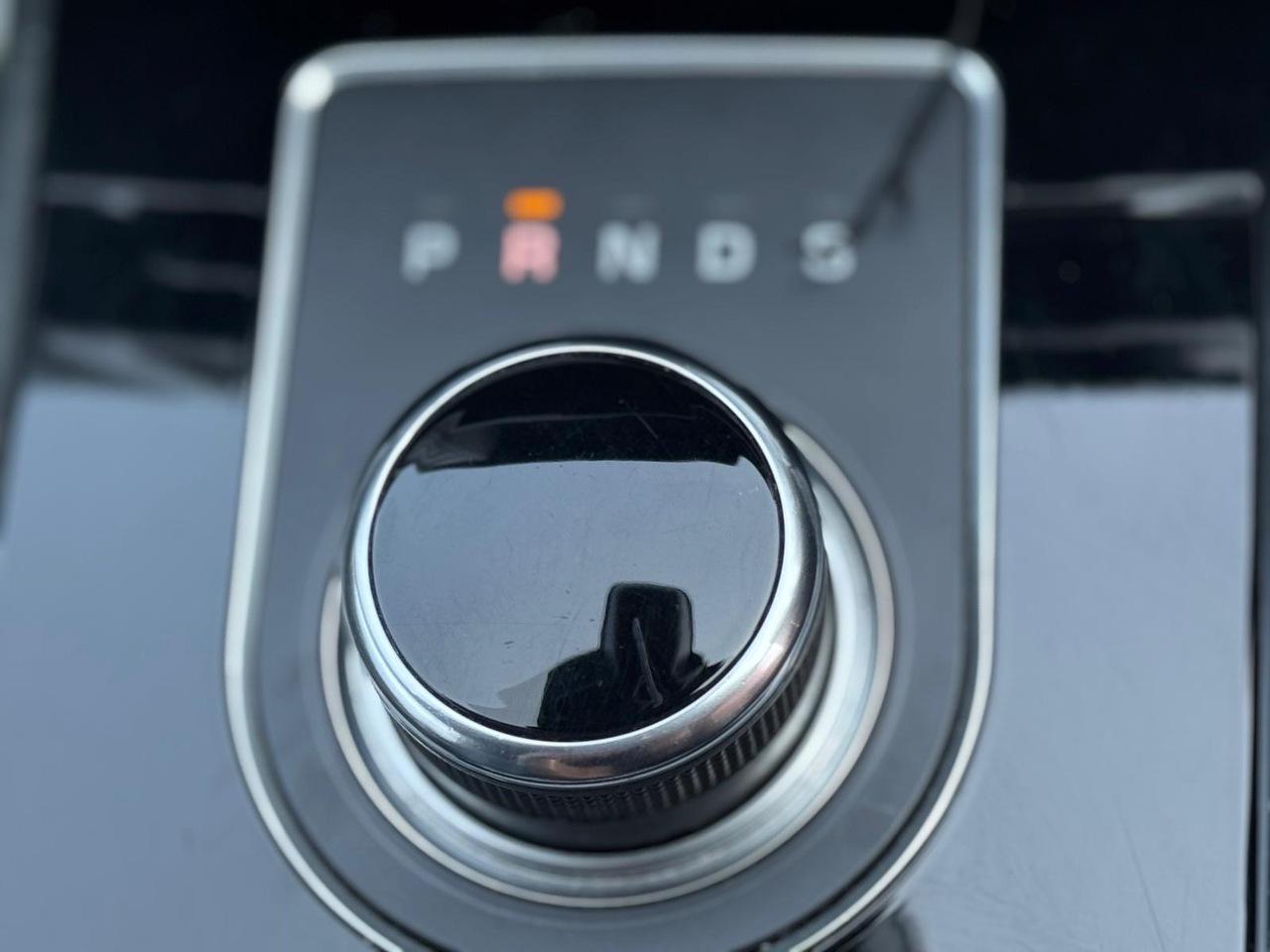 Used Jaguar XE 2017 for sale - 78091032: Photo 32