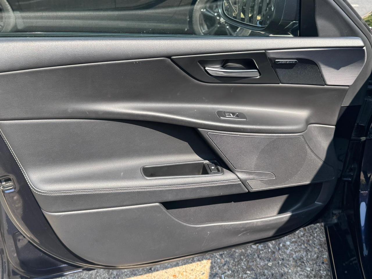 Used Jaguar XE 2017 for sale - 78091032: Photo 48