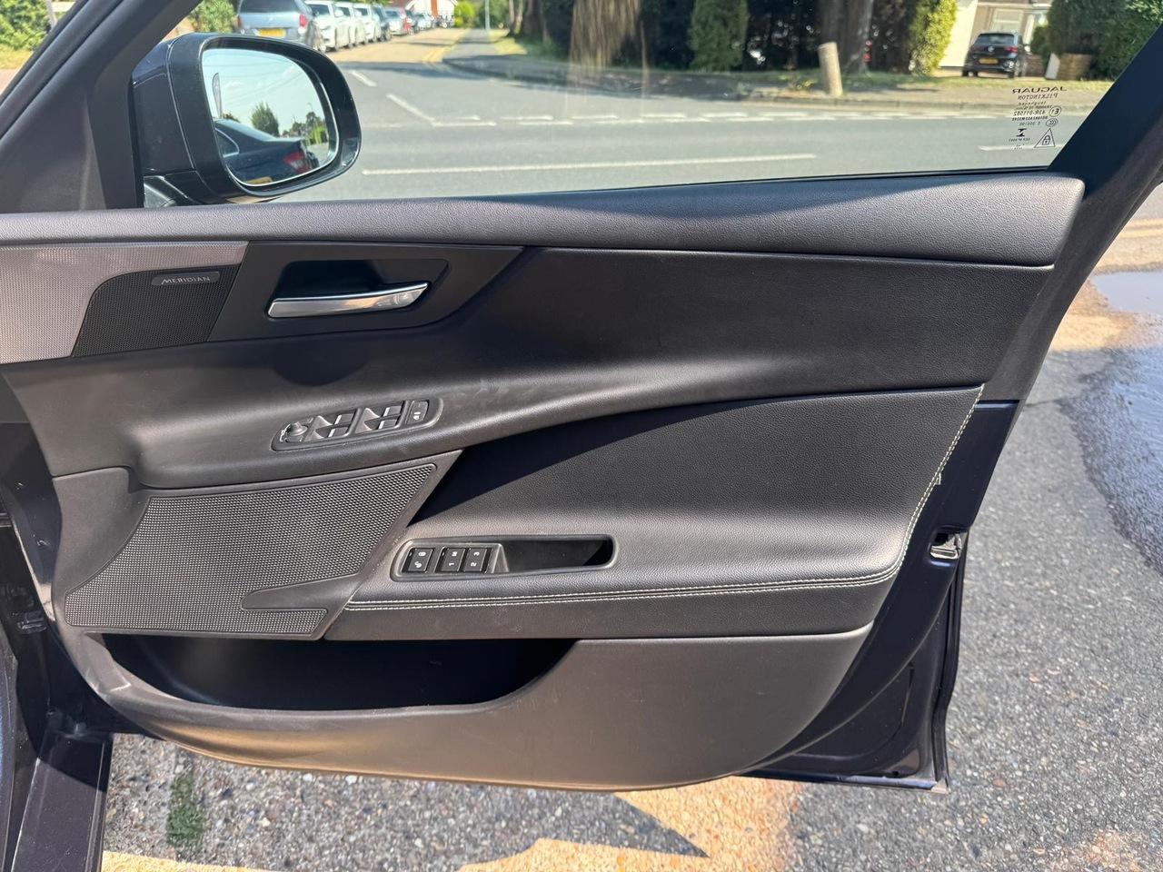 Used Jaguar XE 2017 for sale - 78091032: Photo 51