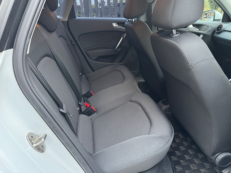 Used Audi A1 2015 for sale - 77164679: Photo 6