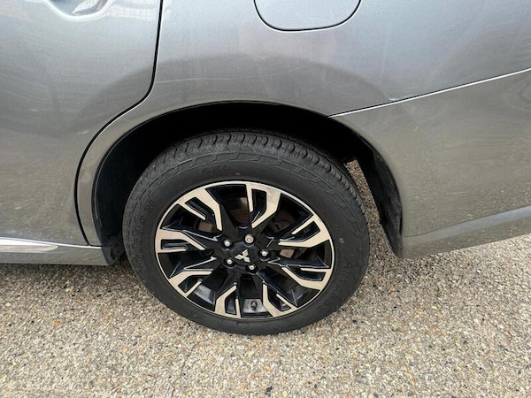 Used Mitsubishi Outlander 2016 for sale - 74784344: Photo 41