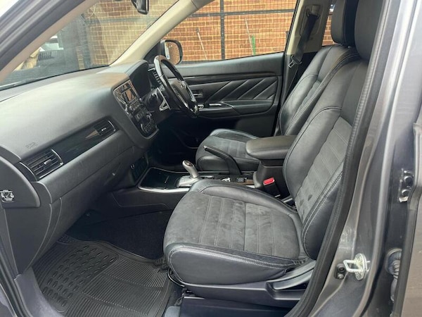 Used Mitsubishi Outlander 2016 for sale - 74784344: Photo 7