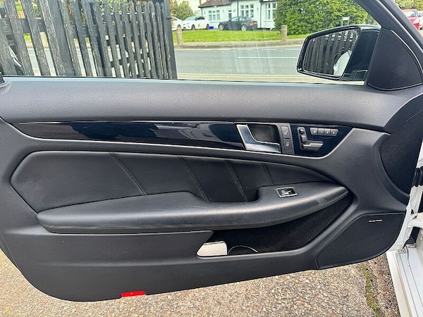 Used Mercedes-Benz C-Class 2014 for sale - 74784102: Photo 30