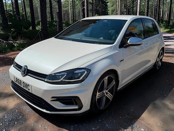 Used Volkswagen Golf 2018 for sale - 79475336: Photo