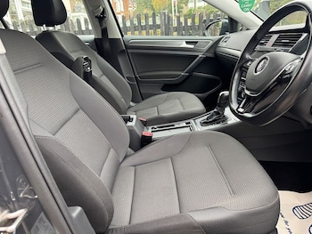 Used Volkswagen Golf 2020 for sale - 75983088: Photo