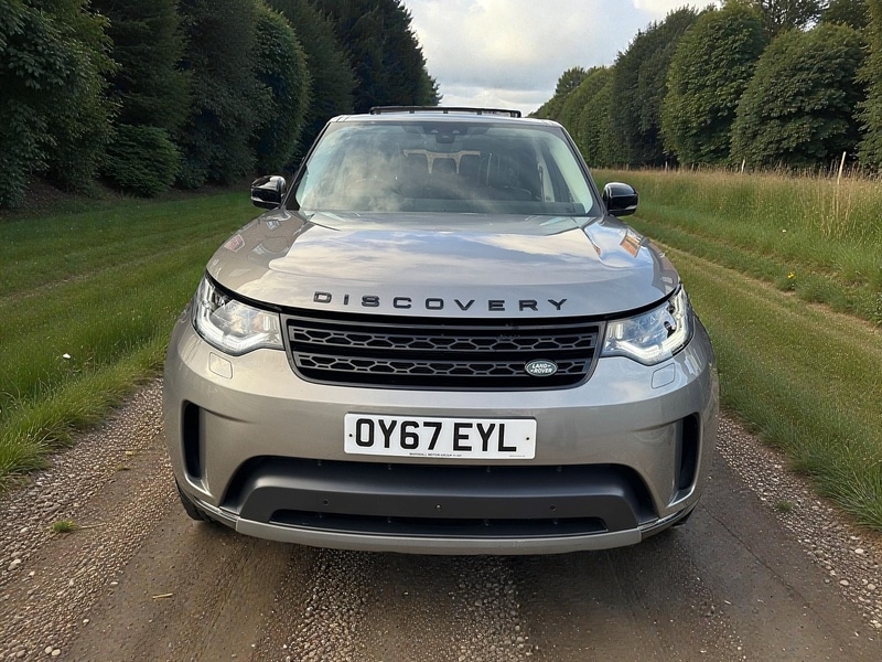 Used Land Rover Discovery 2017 for sale - 77236862: Photo 2
