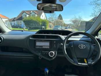 Used Toyota Aqua 2017 for sale - 74784281: Photo