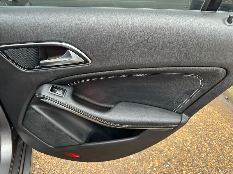 Used Mercedes-Benz CLA 2017 for sale - 77282332: Photo 32