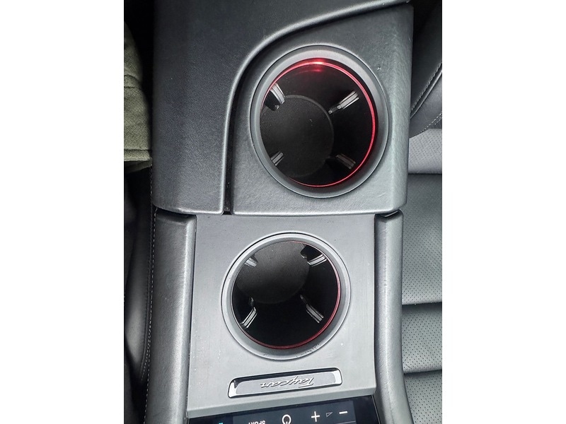 Used Porsche Taycan 2021 for sale - 77459514: Photo 21