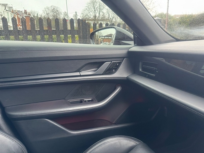 Used Porsche Taycan 2021 for sale - 77459514: Photo 48