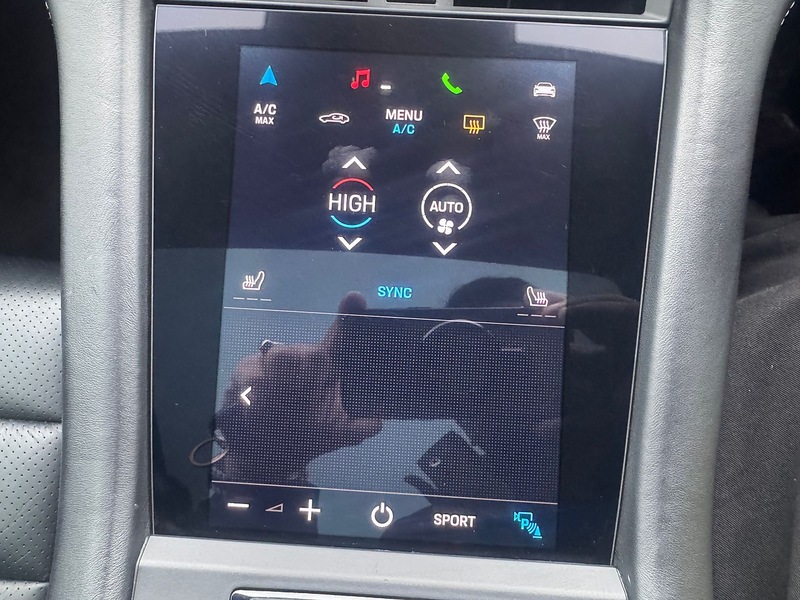 Used Porsche Taycan 2021 for sale - 77459514: Photo 6