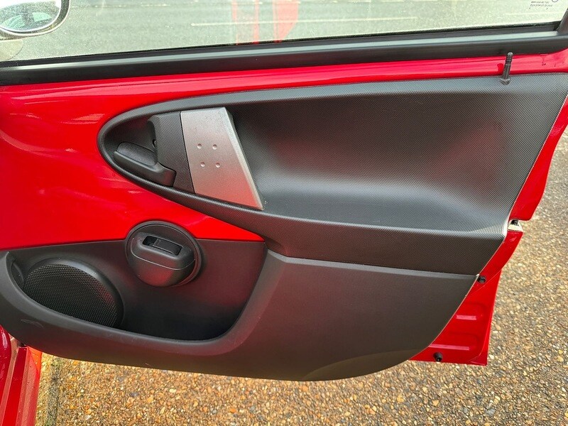 Used Peugeot 107 2013 for sale - 77365319: Photo 10