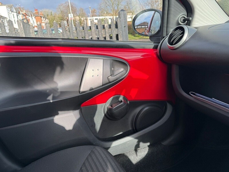 Used Peugeot 107 2013 for sale - 77365319: Photo 15