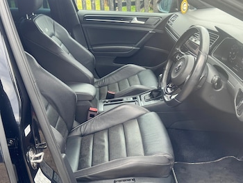 Used Volkswagen Golf 2017 for sale - 78528544: Photo