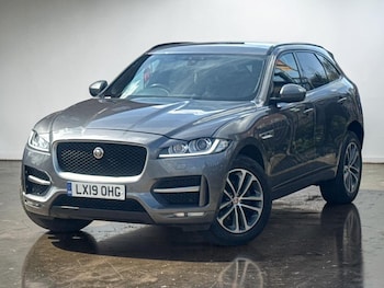 Used Jaguar F-Pace 2019 for sale - 78276674: Photo