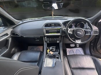 Used Jaguar F-Pace 2019 for sale - 78276674: Photo