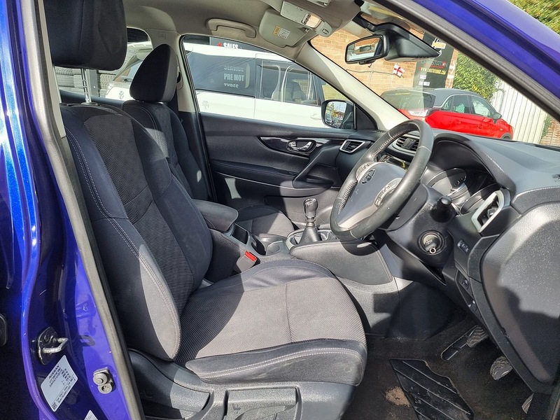 Used Nissan Qashqai 2015 for sale - 76351773: Photo 4