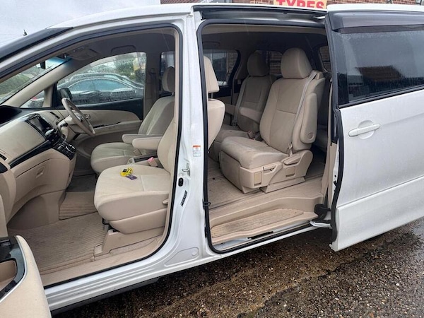 Used Toyota Estima 2024 for sale - 75004638: Photo 30
