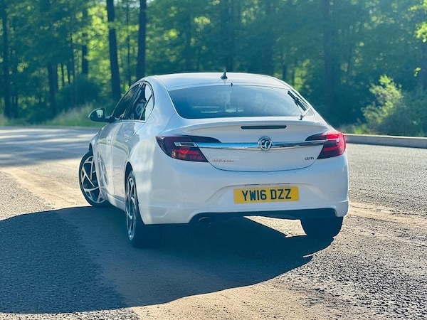 Used Vauxhall Insignia 2016 for sale - 76075543: Photo 8